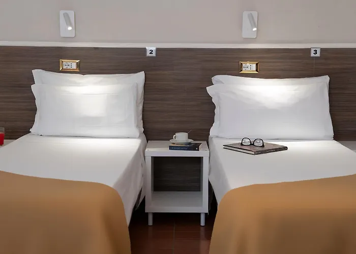 Hostel Budget Rooms Des Arts *