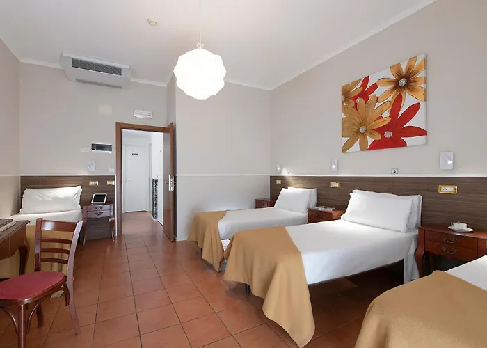 Hostel Budget Rooms Des Arts