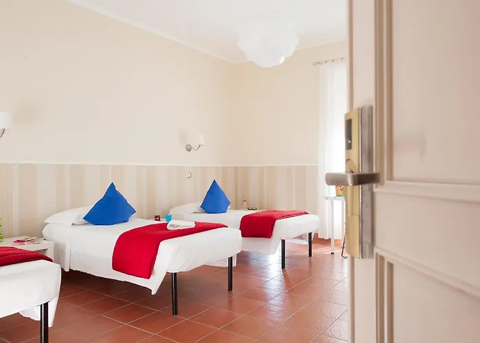 Budget Rooms Des Arts Rome